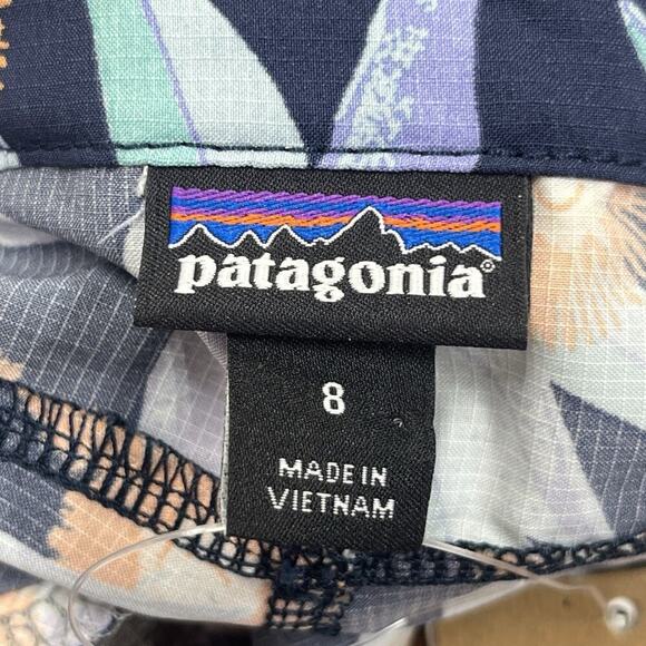 Patagonia Women's Stretch Planing Boardshorts 8” Inseam Tropical Floral 40+ UPF - Picture 3 of 12